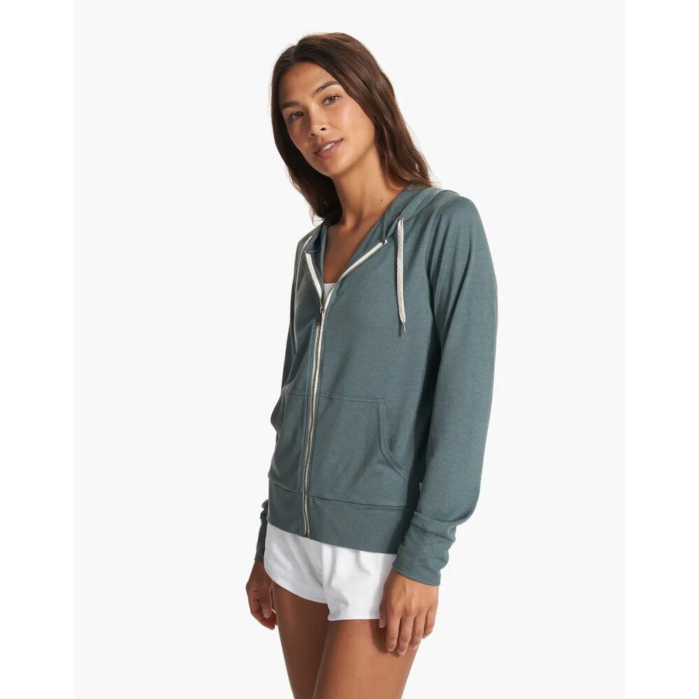 Vuori Halo Performance Hoodie 2.0 Lake Heather - Picture 2 of 12